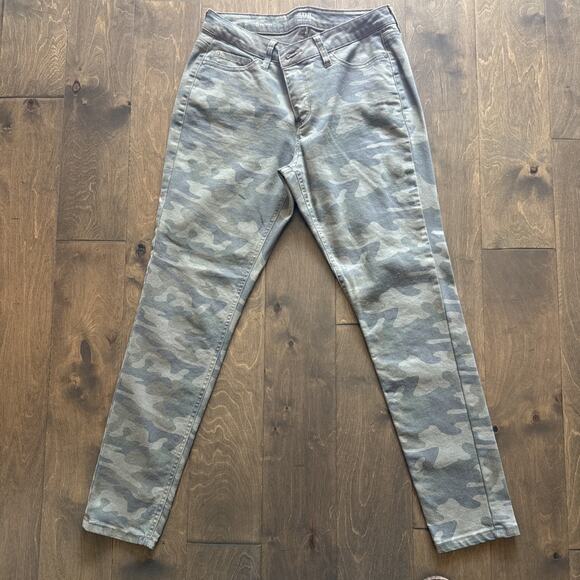Women’s Ana Size 8 Skinny Camo Pants Size 8 - Picture 1 of 8